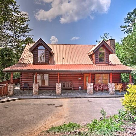 Pigeon Forge Getaway With Covered Patio And Hot Tub! Eksteriør bilde