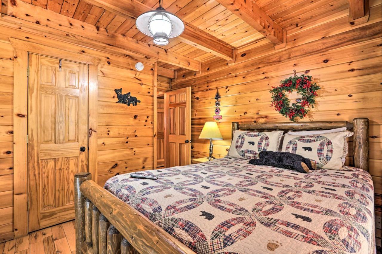 Pigeon Forge Getaway With Covered Patio And Hot Tub! Eksteriør bilde