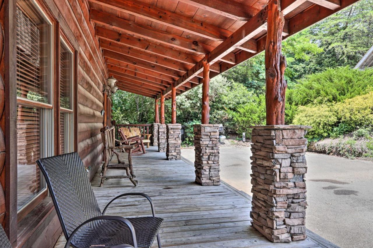 Pigeon Forge Getaway With Covered Patio And Hot Tub! Eksteriør bilde