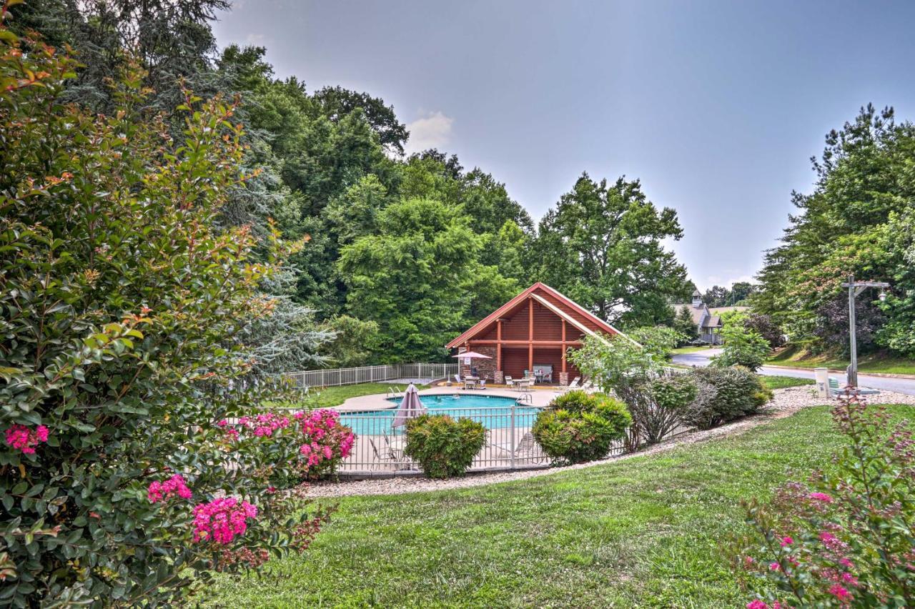 Pigeon Forge Getaway With Covered Patio And Hot Tub! Eksteriør bilde