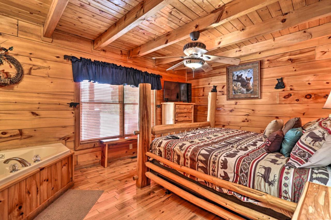 Pigeon Forge Getaway With Covered Patio And Hot Tub! Eksteriør bilde