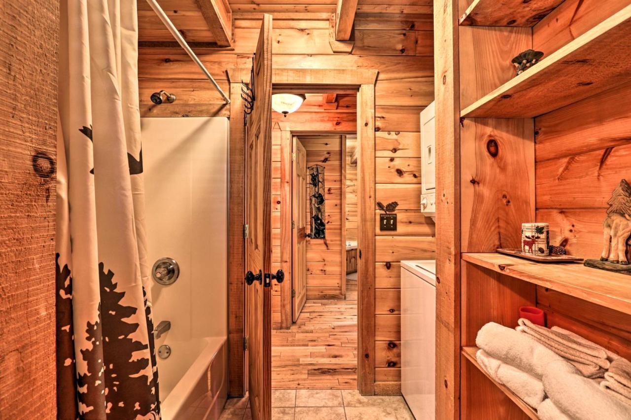 Pigeon Forge Getaway With Covered Patio And Hot Tub! Eksteriør bilde