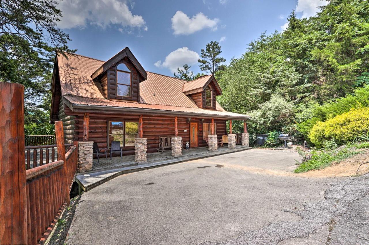 Pigeon Forge Getaway With Covered Patio And Hot Tub! Eksteriør bilde